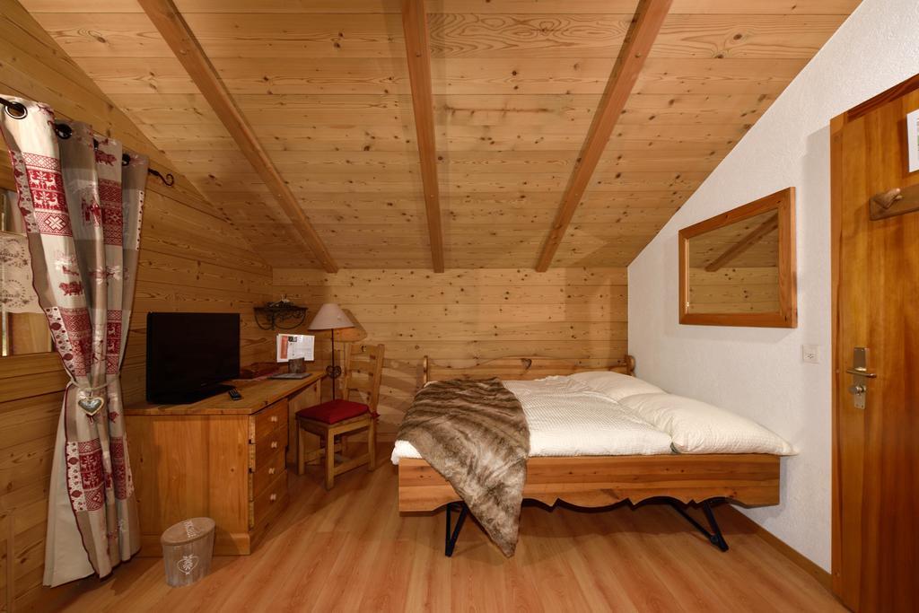 Hotel Les Melezes Haudères Pokoj fotografie